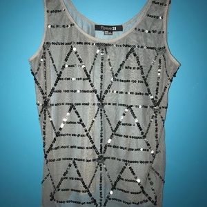 Sequin tank